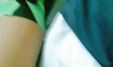 विदेशी सुंदरता सही handjob हिंदी सेक्सी फुल मूवी एचडी करता है