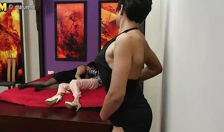 बॉडी स्टॉकिंग में Slutty redhaid हिंदी मूवी फुल सेक्स मिल्फ़ डॉक्टर के पास जाता है
