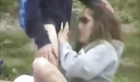 मोज़ा में रूसी एमआईएलए ड्रेसिंग रूम सेक्सी फुल फिल्म सेक्सी में seduces