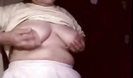 सींग का बना सेक्सी फिल्म फुल एचडी फिल्म हुआ स्टड उसे चोदने से पहले हॉट दाई का लंड चाटता है